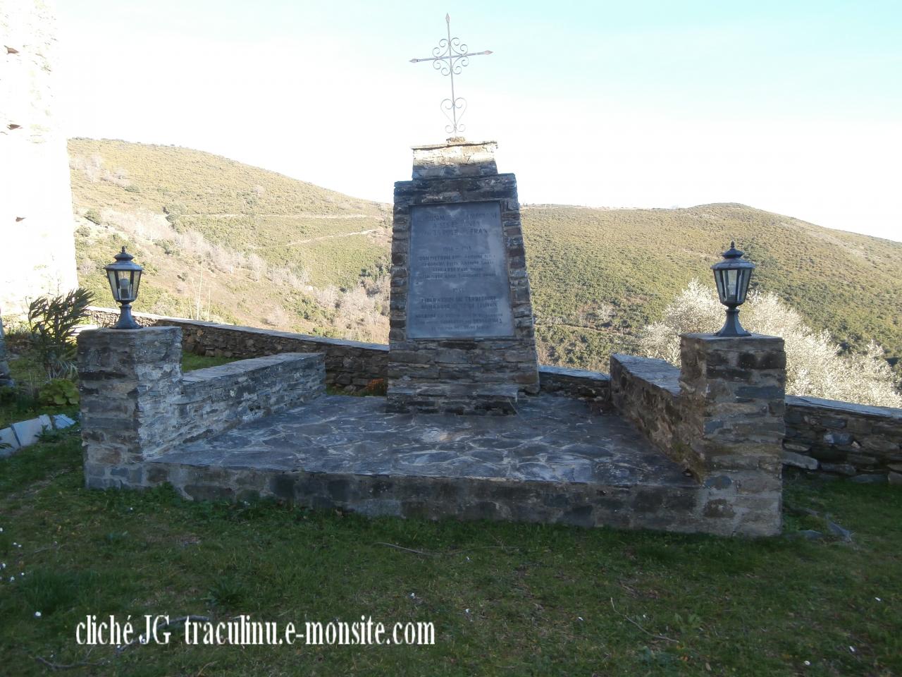 monument aux morts d'Ampriani